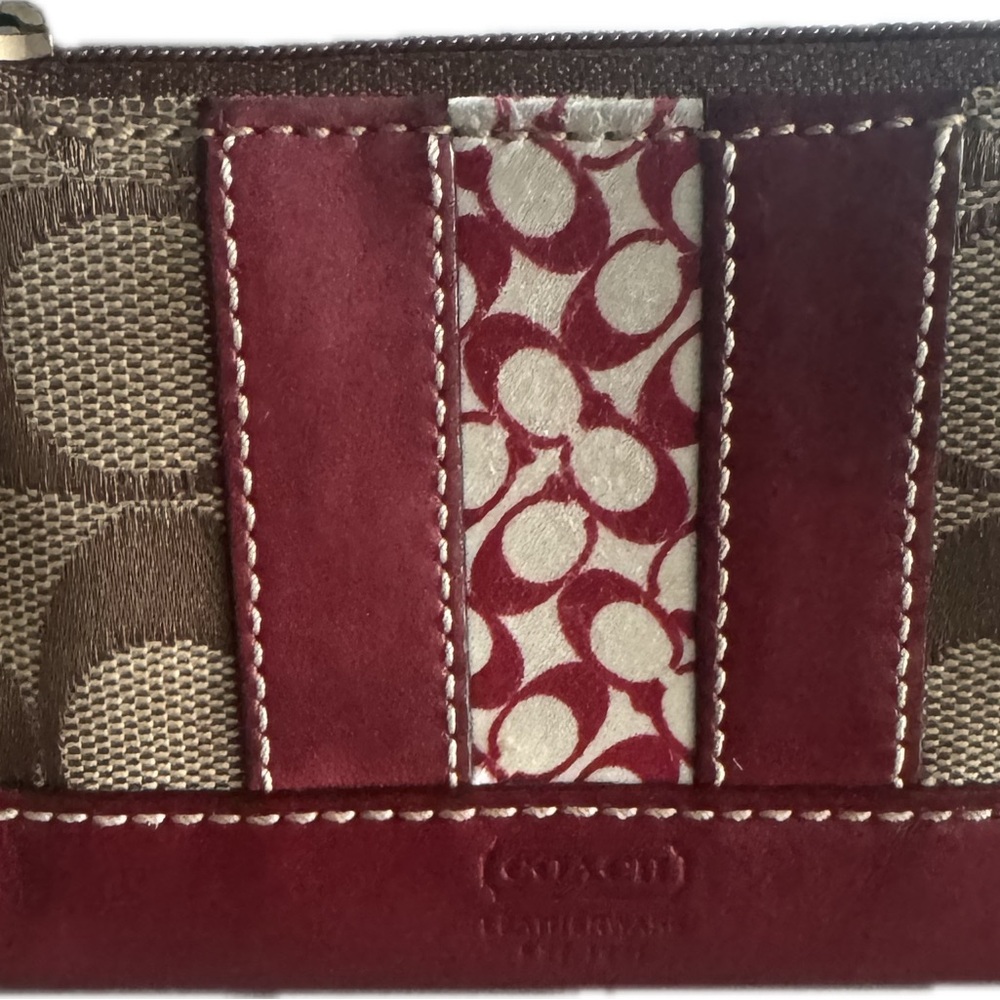✨ Coach Signature Stripe Wristlet / Coin Pouch